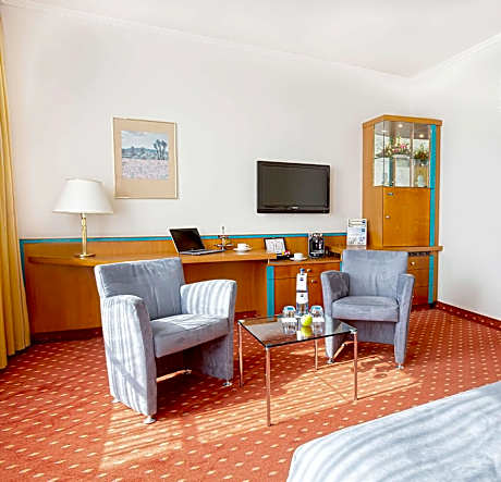Superior Double or Twin Room with Extra Bed