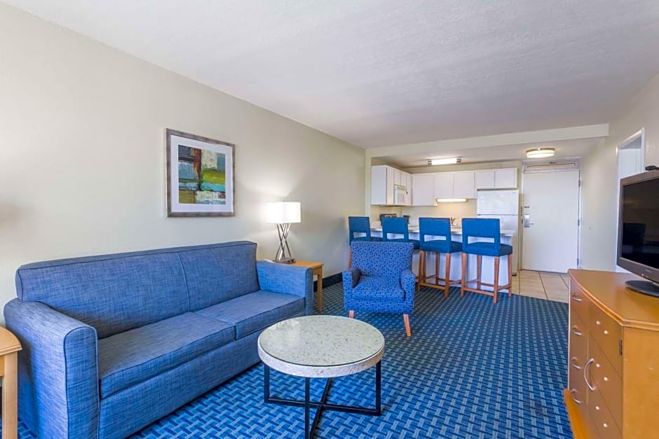 Days Inn by Wyndham Cocoa Beach Port Canaveral