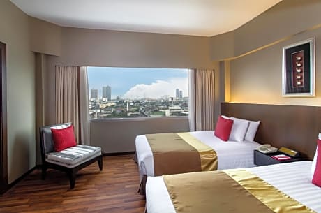 Twin Suite with City View