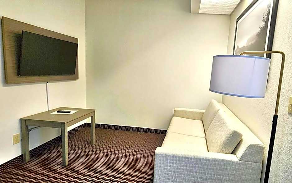 Ramada by Wyndham Columbia