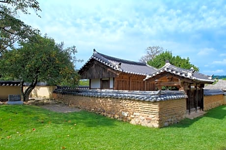 Bukchondaek