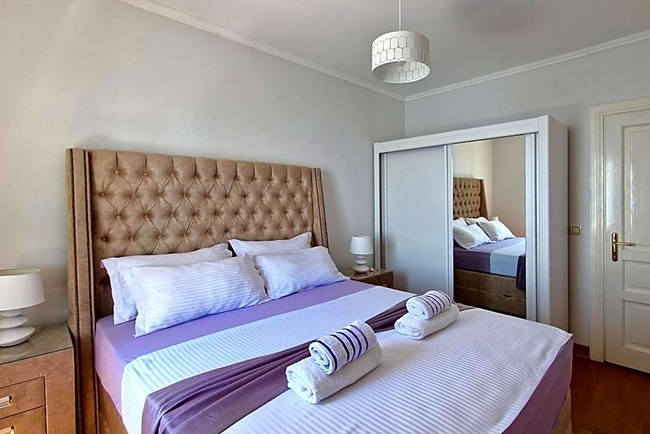 Montesan Luxury Apartment Beach Front