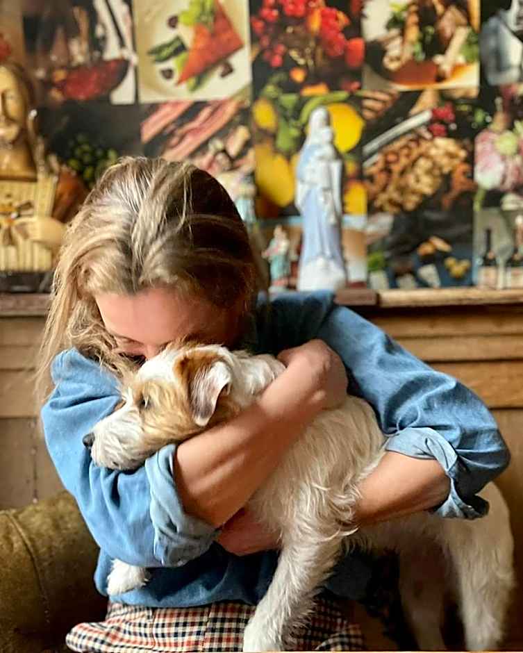 Hotel Au Nom De Dieu