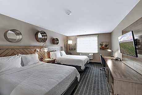 Standard Room with Two Queen Beds