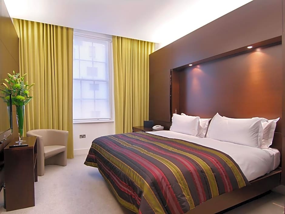 Inhabit Queen's Gardens, a Member of Design Hotels