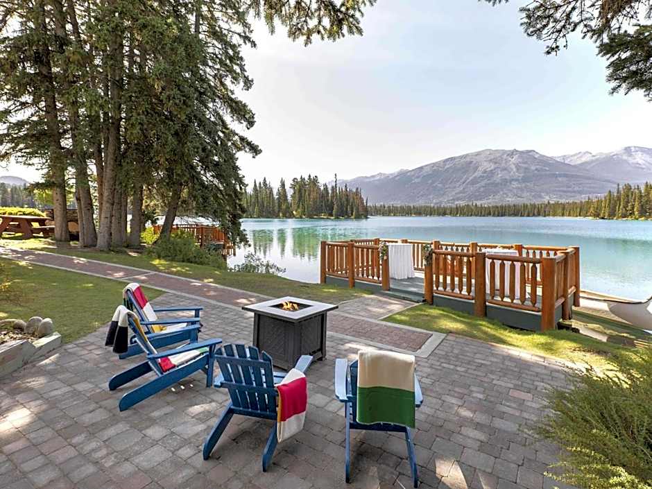 Fairmont Jasper Park Lodge