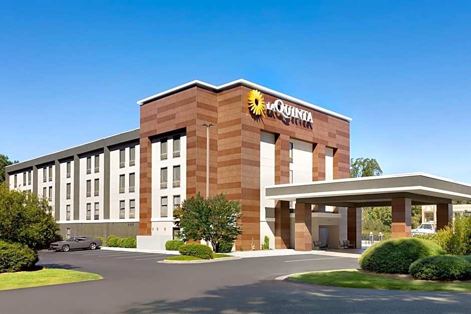 La Quinta Inn & Suites by Wyndham Selma/Smithfield I-95