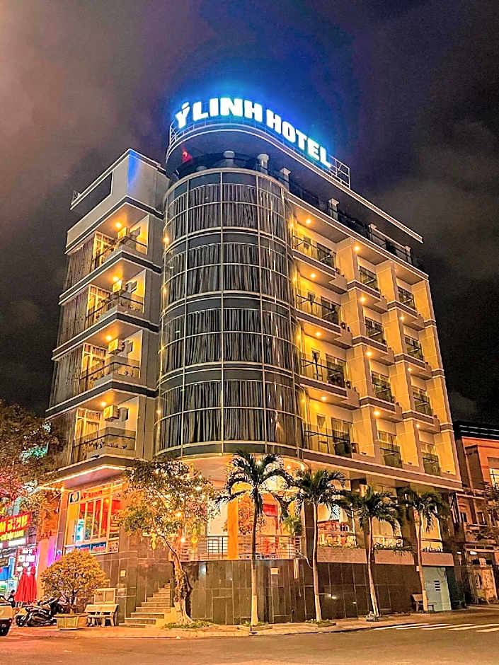 Y Linh Hotel
