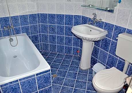 Quadruple Room with Bath