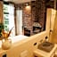 Chambre d'Amis by Alix