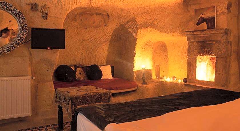 Cave Art Hotel