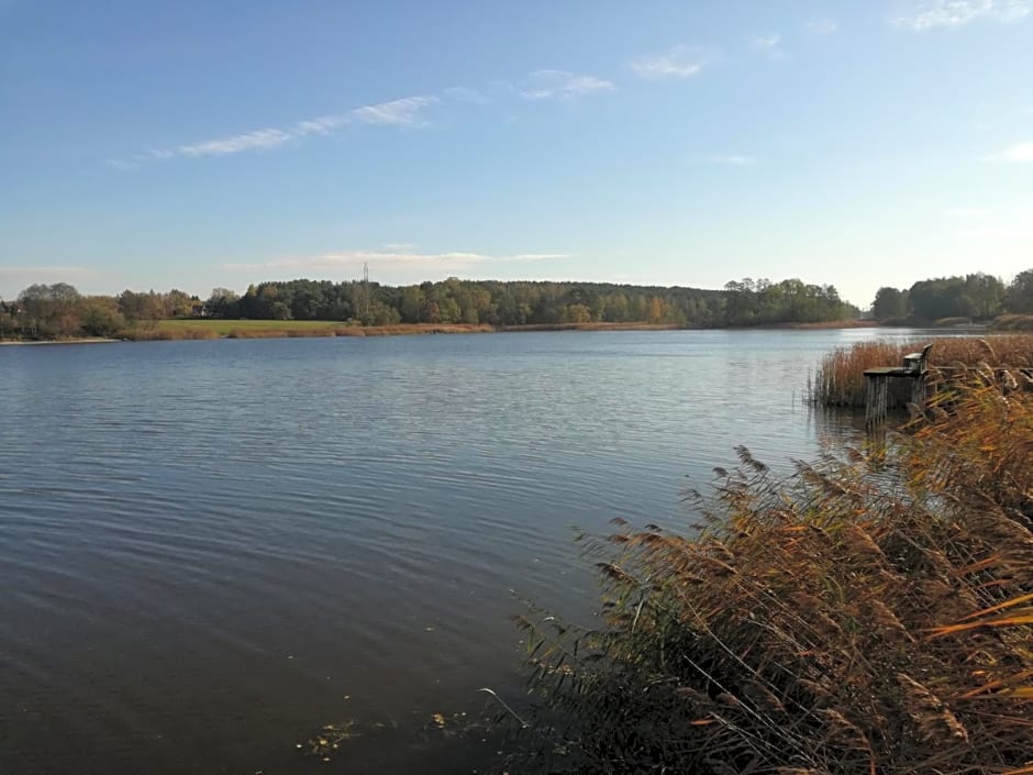 Domek letniskowy nad jeziorem