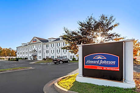 Howard Johnson by Wyndham Jackson