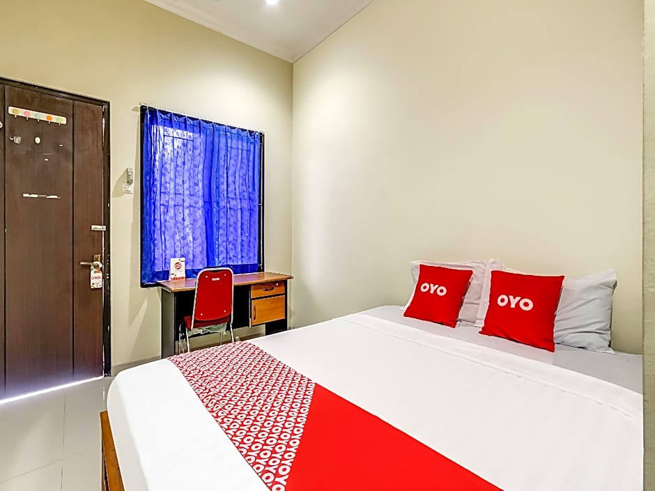 OYO 90927 Homestay Tentrem 2