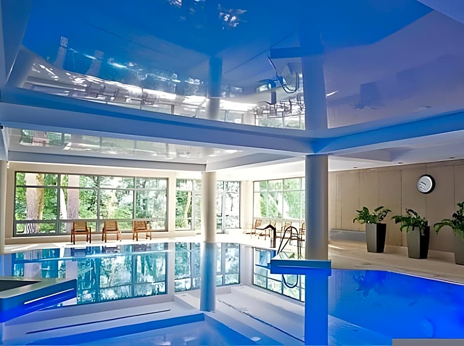 Hotel Nowy Dwor Elizy blisko Sky Bridge