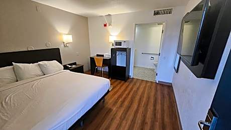 King Room - Non-Smoking