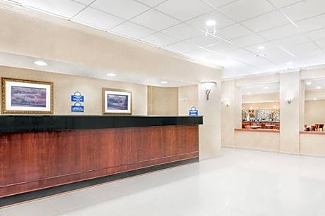 Days Inn & Suites by Wyndham York