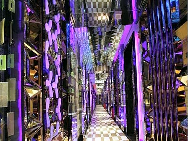 Shenzhen Baoan Luxe Manor