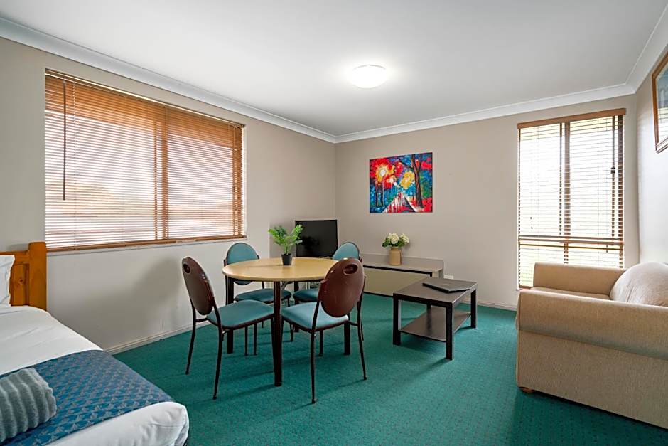 Garden City Motor Inn