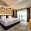 Isola 12 Hotel