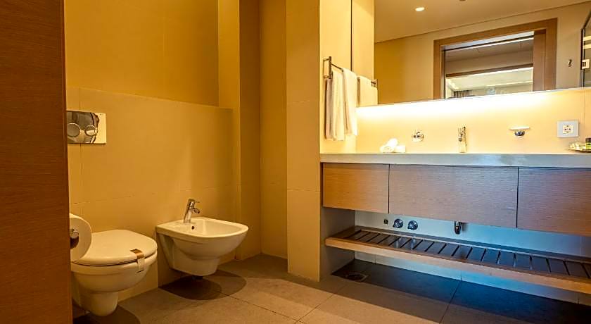 Saifi Suites