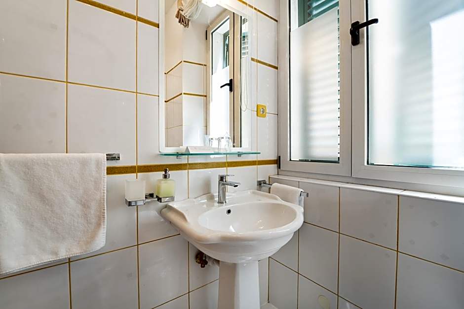 Hotel Peristil