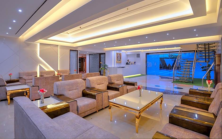 Wingston A Treehouse Hotel - Mathura