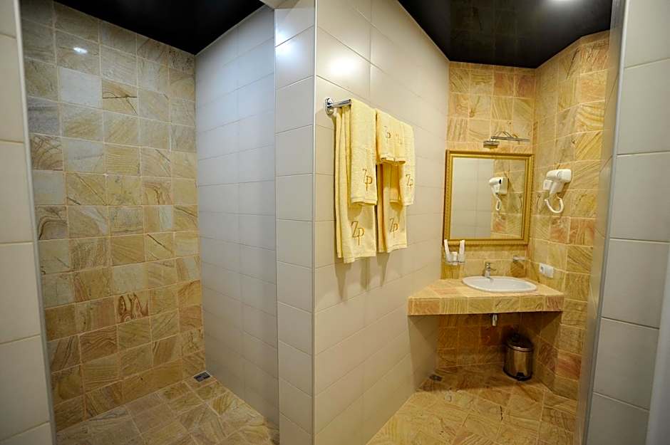 ZP Hotel