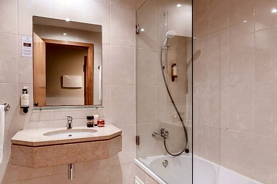 Cova da Iria Hotel