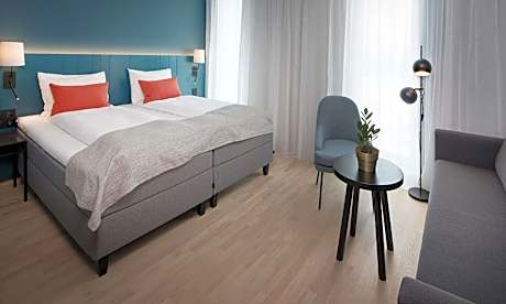 Superior Family Room