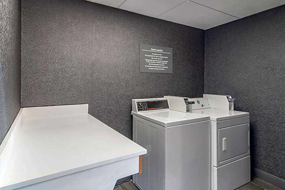 Best Western Plus Dalton Inn