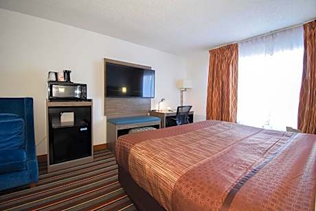 King Room with In-Room Whirlpool - Non Smoking