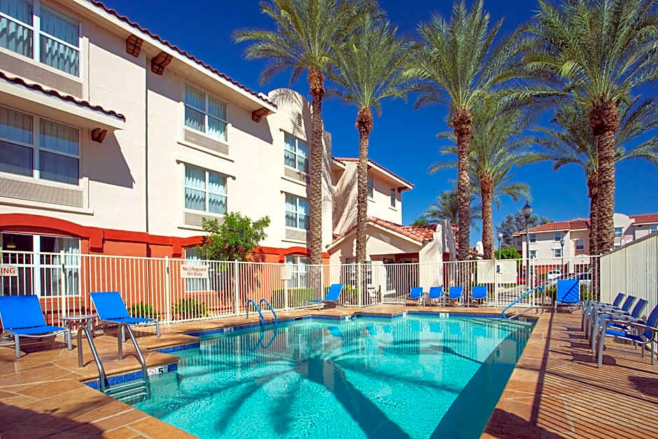 Sonesta Simply Suites Phoenix Scottsdale