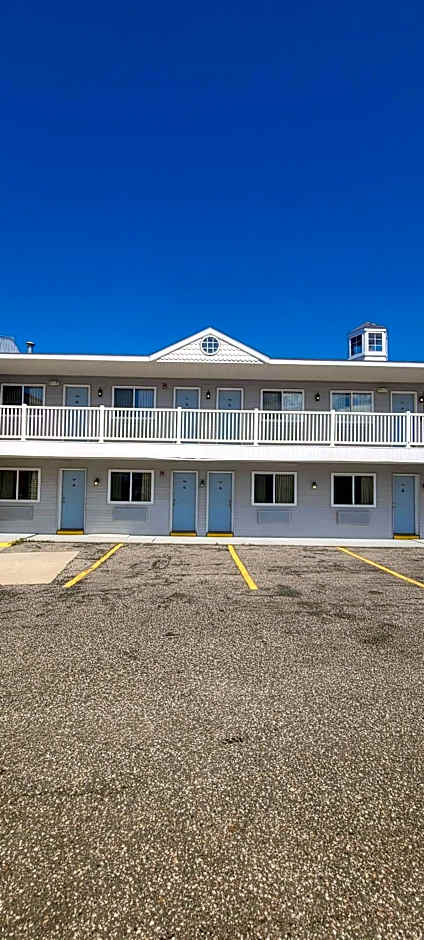 Mackinaw Budget Inn