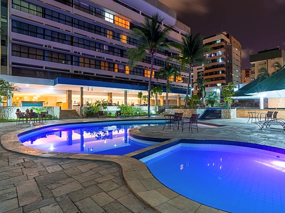 EL Aram Beach e Convention