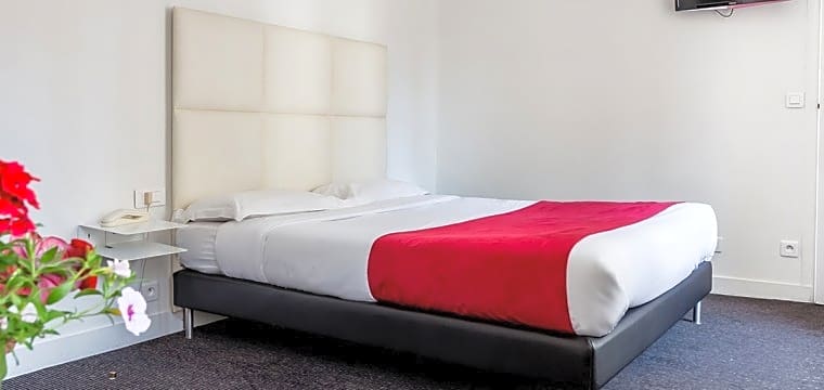 The Originals City, Hotel Lecourbe, Paris Tour Eiffel (Inter-Hotel)