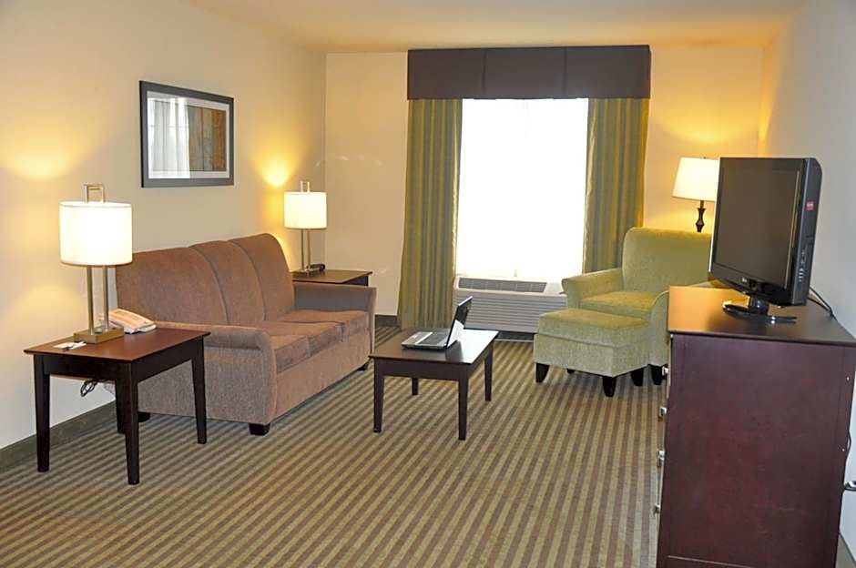 Holiday Inn Express and Suites Sarasota East By IHG