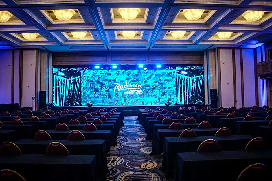 Radisson Montevideo Victoria Plaza Hotel