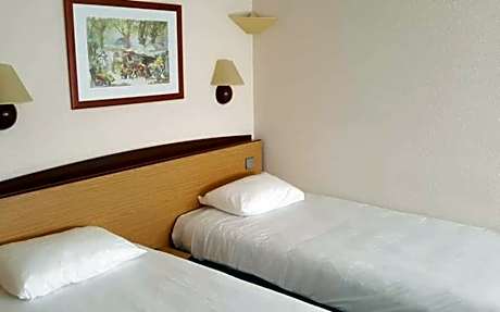 Economy Twin Room