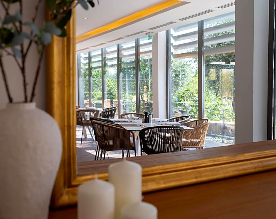 Zenitude Hotel la Valadiere, an Ascend Collection Hotel