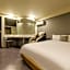 Hotel M story
