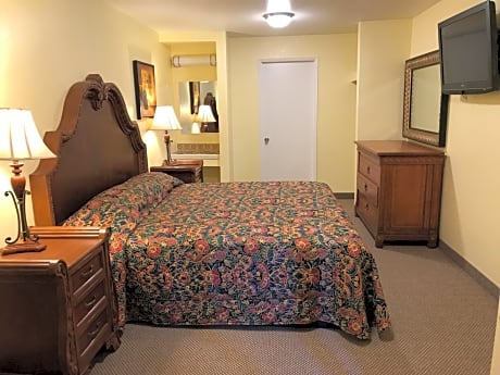 Deluxe King Room