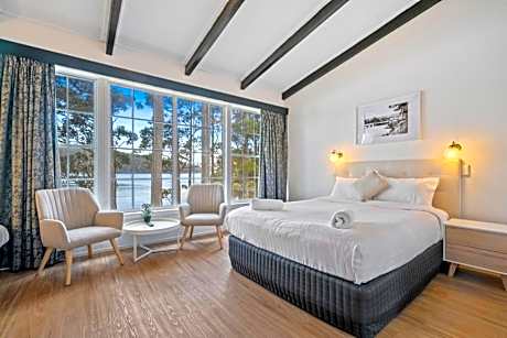 Deluxe Twin Room with Sea View