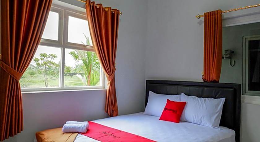 RedDoorz @ City Park Medoho Semarang