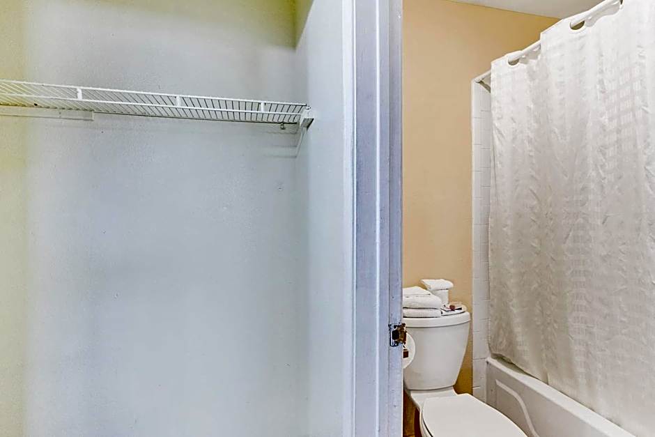 OYO Hotel San Antonio Lackland near Seaworld