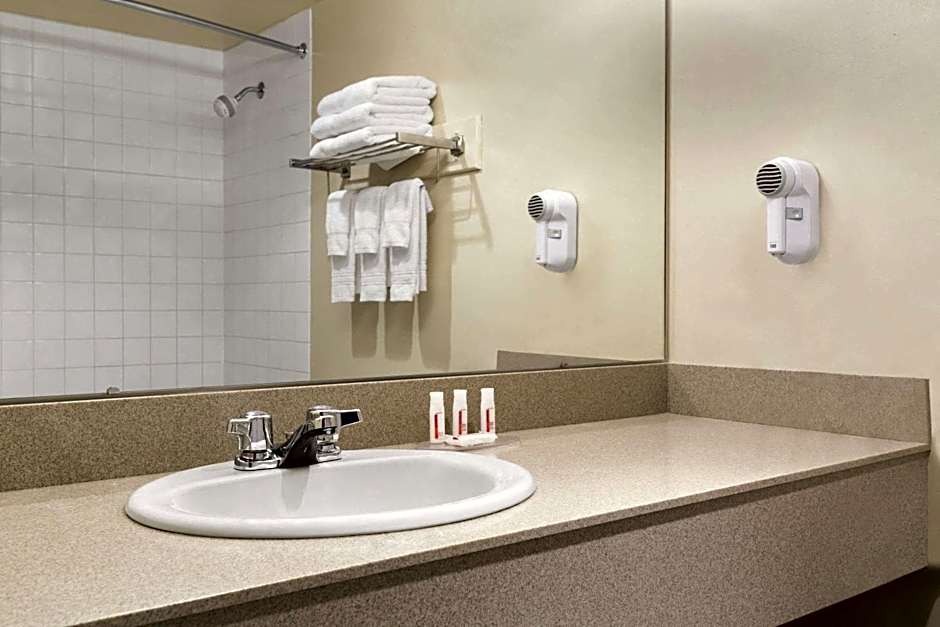 Days Inn by Wyndham Stephenville