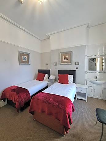 Clifton Villa - Southport