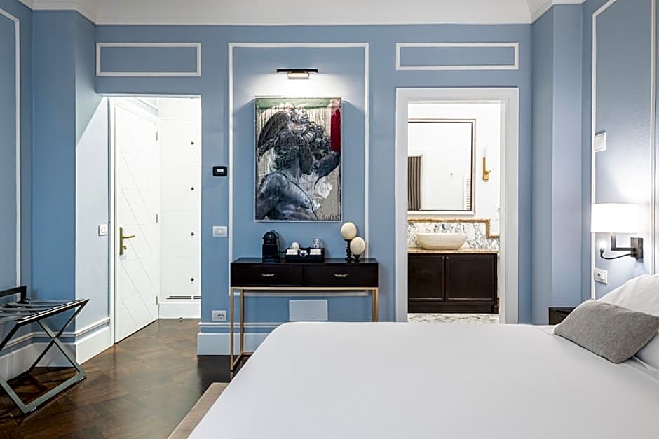 Glimpse Hotel