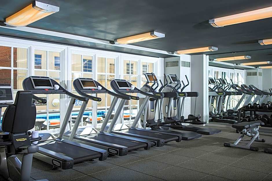 The Lindy Renaissance Charleston Hotel