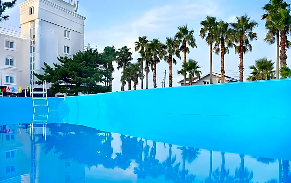 Cocoon Hotel